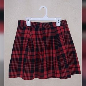 Plaid red skirt